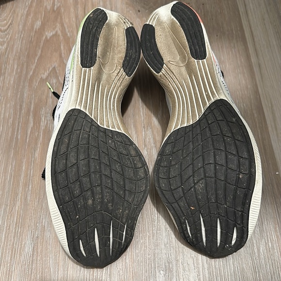 Nike ZoomX Vaporfly Next% 2
'Mismatch' (FB1846-101) Men's Size 10 - Picture 8 of 9